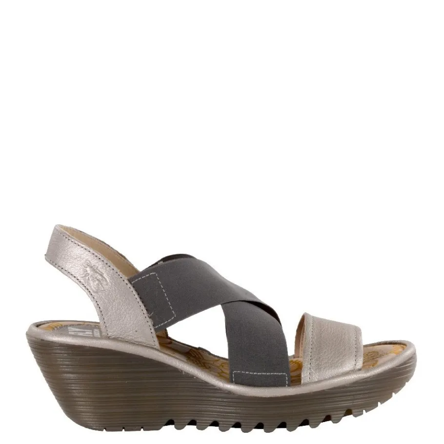 Discount Sandały damskie Fly London YAJI 888 skórzane srebrny P500888004 Damskie Sandały